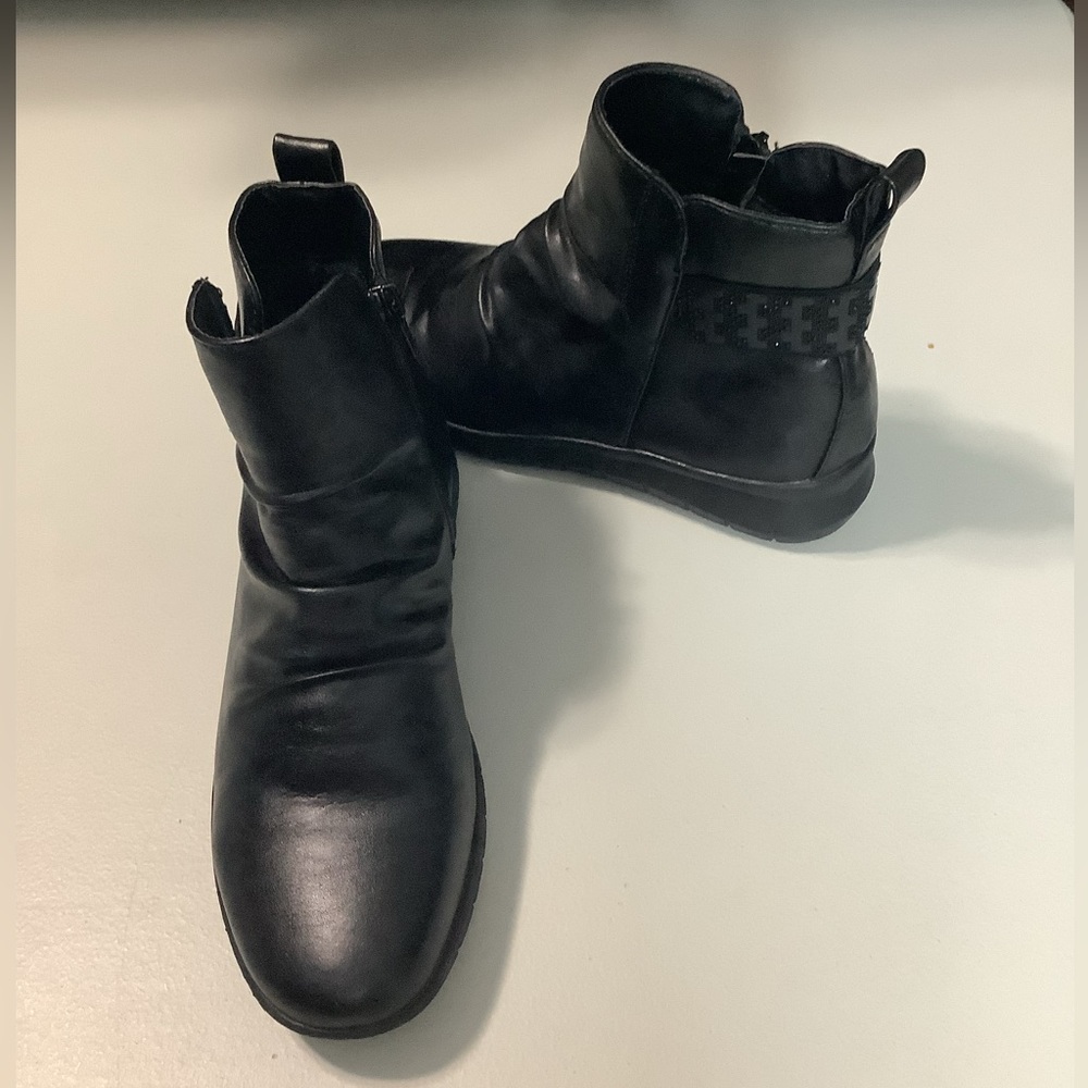 Solemate faux leather ankle boots with rhinestones